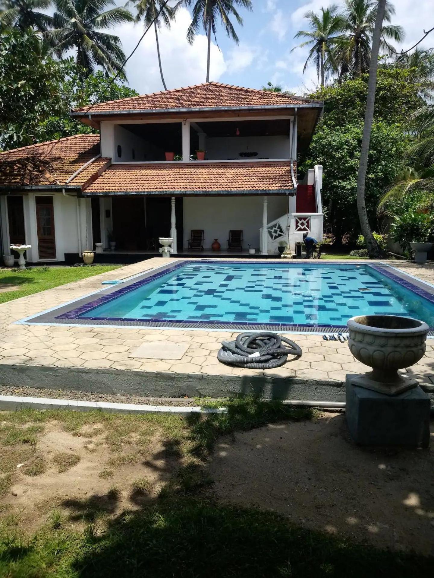 Villa Sea Sprays Hikkaduwa Exterior photo